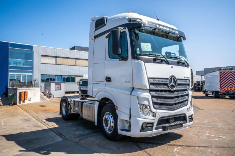 Mercedes ACTROS 1845 LS - Trekker: afbeelding 2 Mercedes ACTROS 1845 LS - Trekker: afbeelding 2