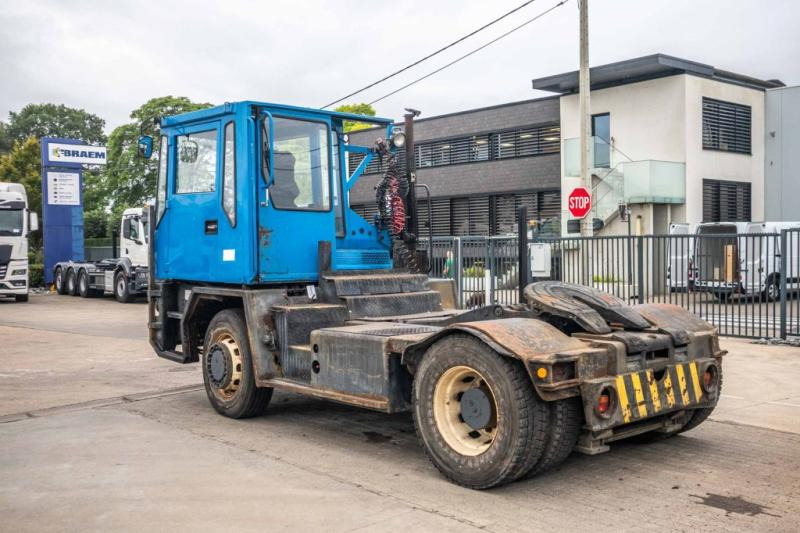 Terberg TERBERG RT28 - 4X4 - Trekker: afbeelding 4 Terberg TERBERG RT28 - 4X4 - Trekker: afbeelding 4