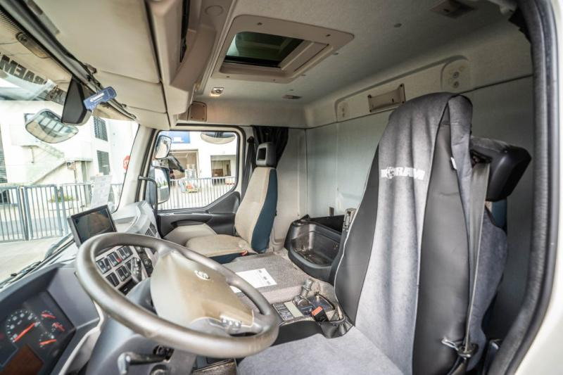 Bakwagen Volvo FE 320 -6X2 +DHOLLANDIA 2.5T- 194.400 KM: afbeelding 7