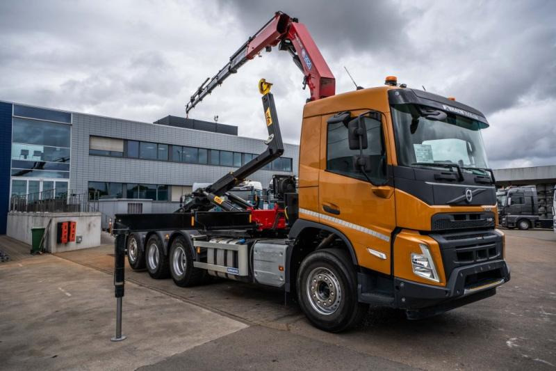 Volvo FMX 430-8x4+HMF 2820/6xhydr. - Haakarmsysteem vrachtwagen, Kraanwagen: afbeelding 2 Volvo FMX 430-8x4+HMF 2820/6xhydr. - Haakarmsysteem vrachtwagen, Kraanwagen: afbeelding 2