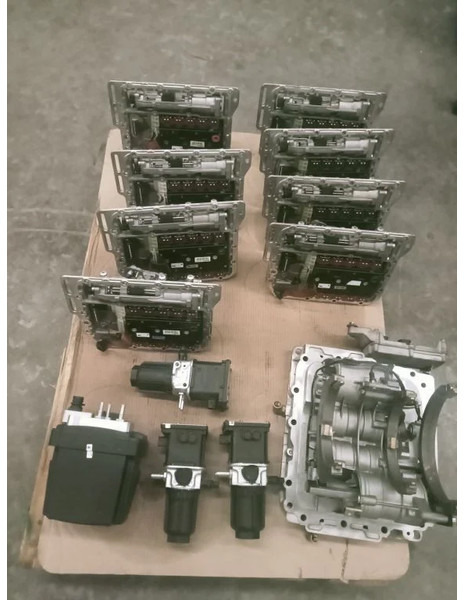 DAF ADBLUE pomp A060X234, 2115624, 5506956, 2208766 - Geluiddemper/ Uitlaatsysteem: afbeelding 2 DAF ADBLUE pomp A060X234, 2115624, 5506956, 2208766 - Geluiddemper/ Uitlaatsysteem: afbeelding 2