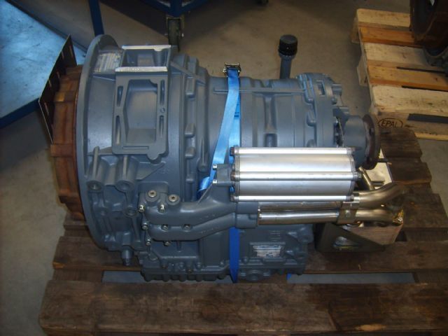 Mercedes-Benz ZF 5HP502C 4149003057,4149003010,4149003027,4149003048 - Versnellingsbak voor Bus: afbeelding 1 Mercedes-Benz ZF 5HP502C 4149003057,4149003010,4149003027,4149003048 - Versnellingsbak voor Bus: afbeelding 1