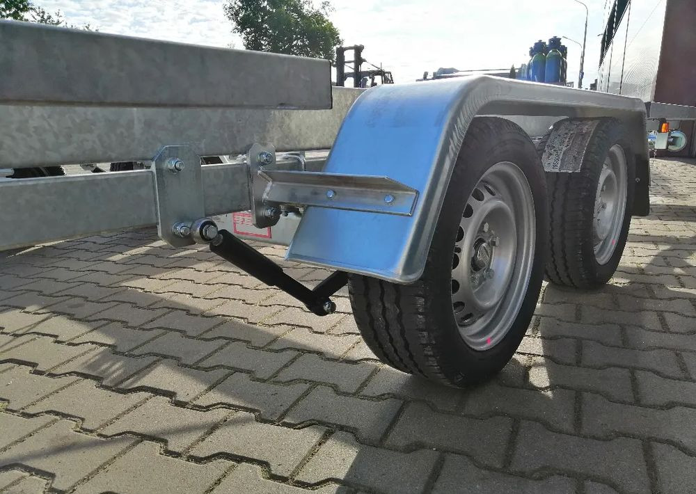 Besttrailers TINY HOUSE (Domki mobilne) 7,2x2,45 m DMC 3500 kg, 2 osie, 13", 4 podpory - Chassis aanhangwagen: afbeelding 5 Besttrailers TINY HOUSE (Domki mobilne) 7,2x2,45 m DMC 3500 kg, 2 osie, 13", 4 podpory - Chassis aanhangwagen: afbeelding 5