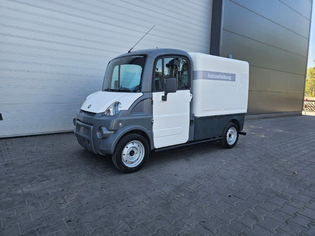 AIXAM MEGA - P96VBA - Bestelwagen gesloten laadbak: afbeelding 1 AIXAM MEGA - P96VBA - Bestelwagen gesloten laadbak: afbeelding 1