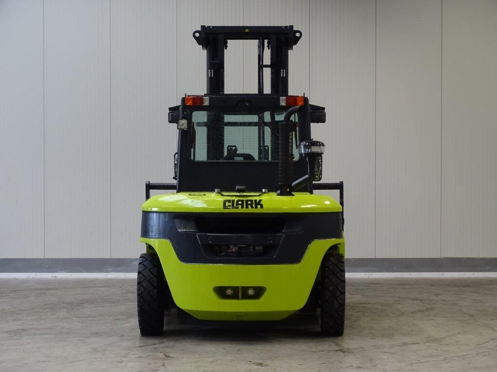 Clark C80D900 - TRIPLEX - NEU - Diesel heftruck: afbeelding 4 Clark C80D900 - TRIPLEX - NEU - Diesel heftruck: afbeelding 4