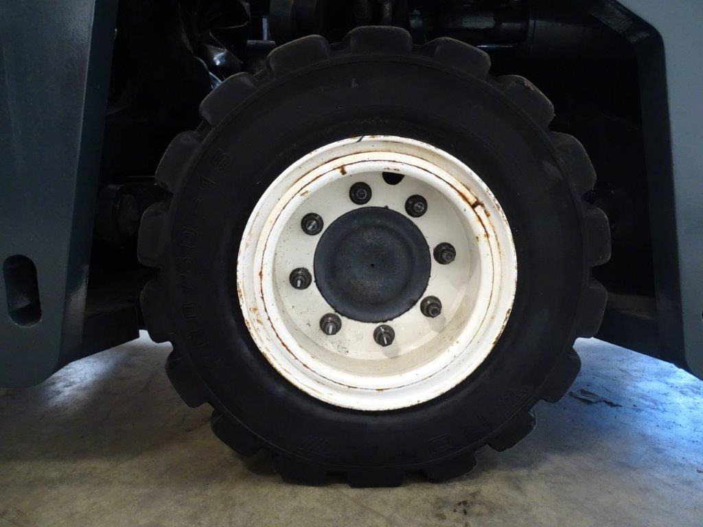Combilift C8000 - TRIPLEX - 4-weg zijlader: afbeelding 2 Combilift C8000 - TRIPLEX - 4-weg zijlader: afbeelding 2