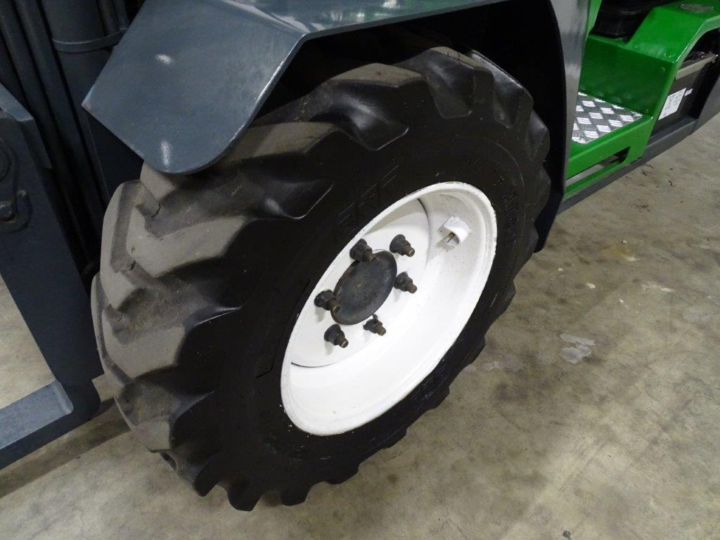Combilift COMBI-RT - TRIPLEX - Ruw terrein heftruck: afbeelding 2 Combilift COMBI-RT - TRIPLEX - Ruw terrein heftruck: afbeelding 2