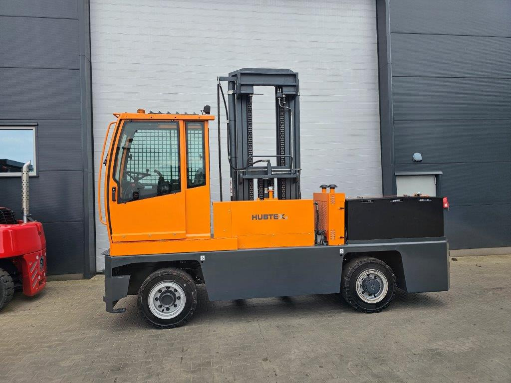 Hubtex S60E - TRIPLEX - NEU BATTERIE - Zijlader: afbeelding 4 Hubtex S60E - TRIPLEX - NEU BATTERIE - Zijlader: afbeelding 4