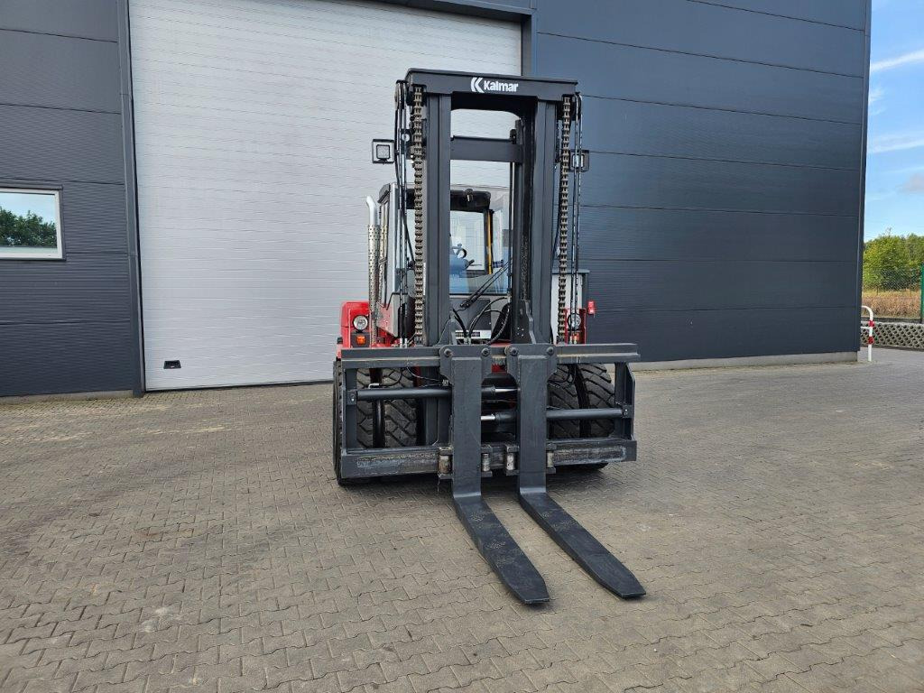 Kalmar DCE100-12 - Diesel heftruck: afbeelding 4 Kalmar DCE100-12 - Diesel heftruck: afbeelding 4