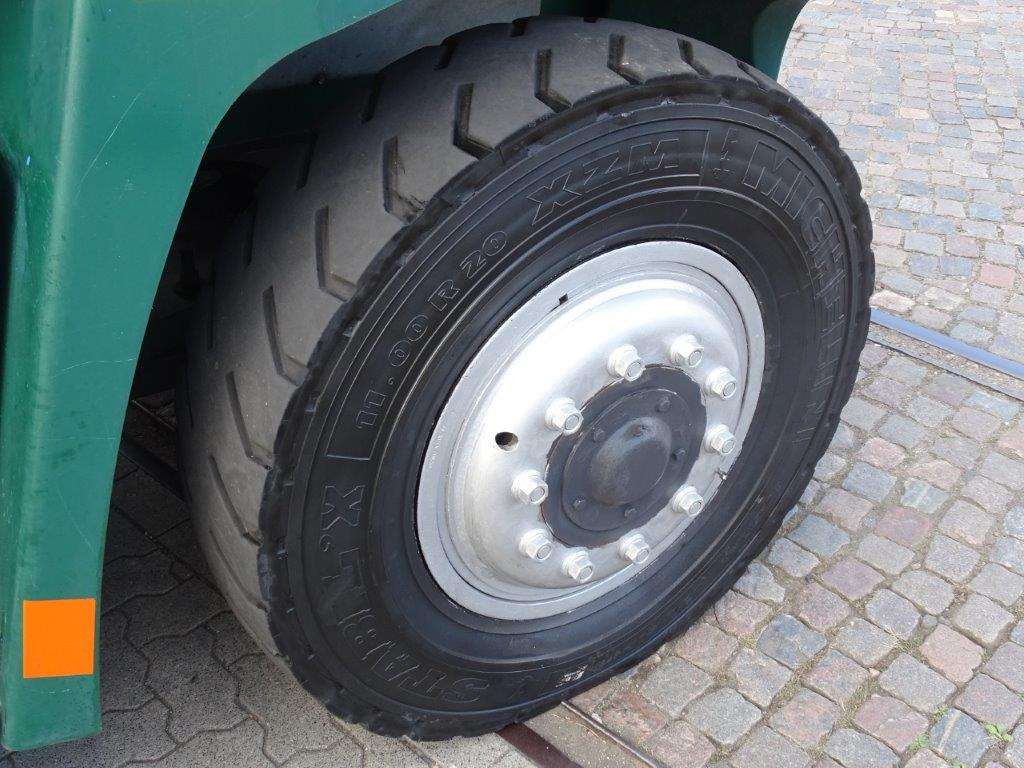 Kalmar DCE120-6 - Vollfreihub - Diesel heftruck: afbeelding 2 Kalmar DCE120-6 - Vollfreihub - Diesel heftruck: afbeelding 2
