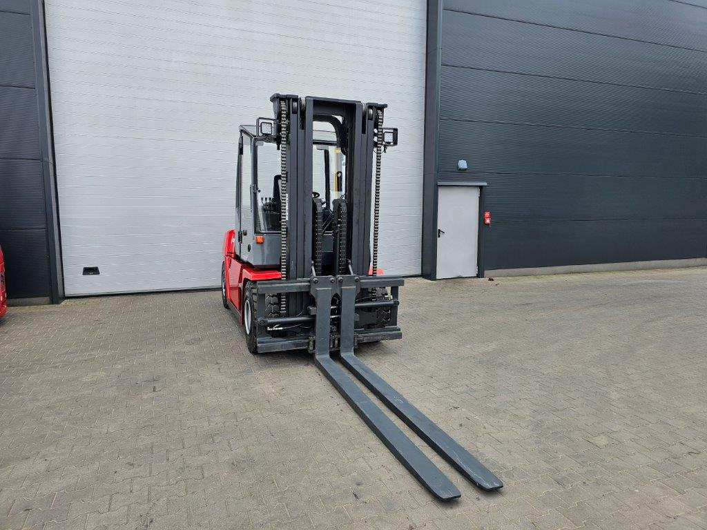 Kalmar DCE60-6 - TRIPLEX - Diesel heftruck: afbeelding 4 Kalmar DCE60-6 - TRIPLEX - Diesel heftruck: afbeelding 4