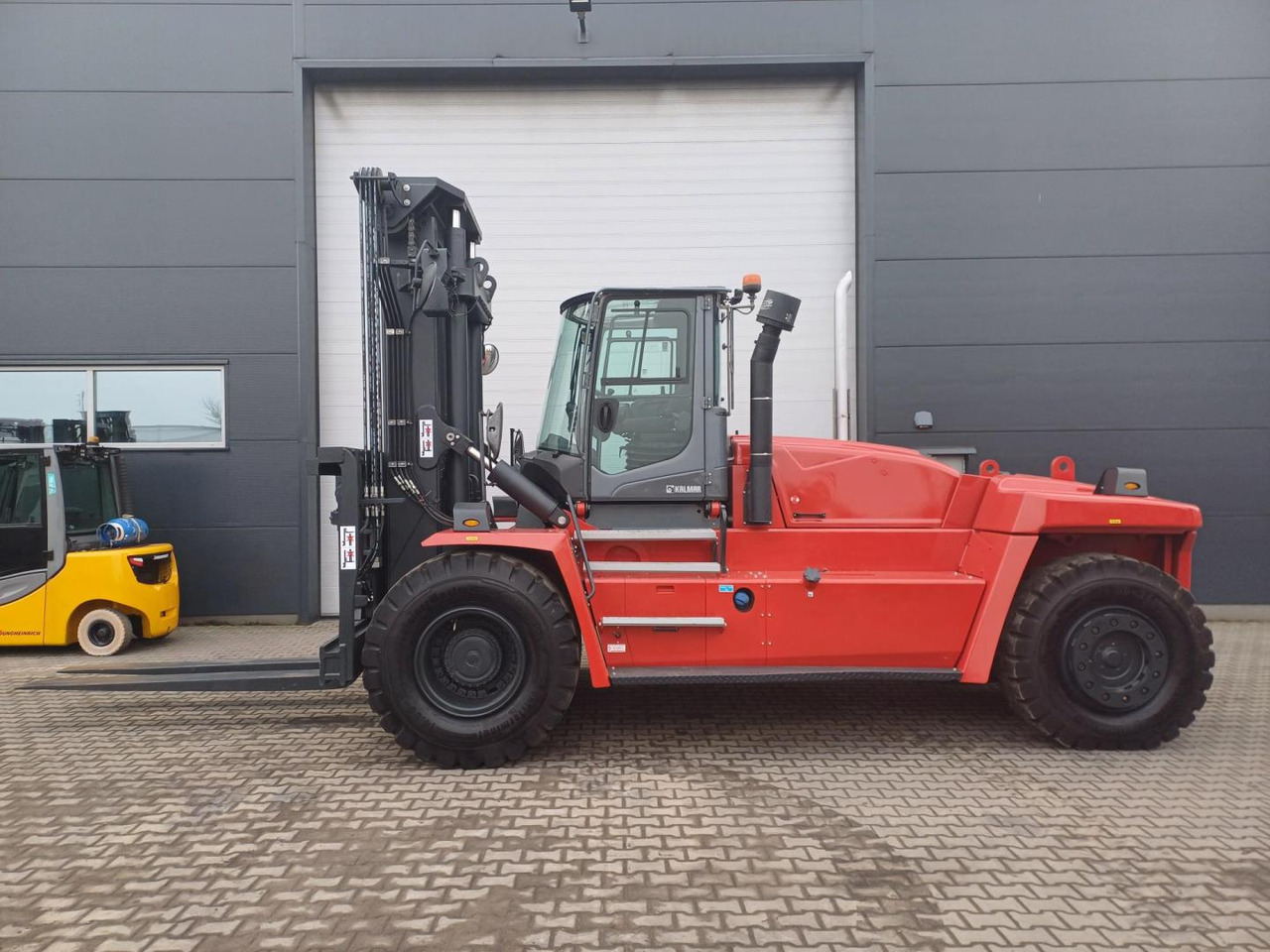 Kalmar DCG250-12LB - Diesel heftruck: afbeelding 3 Kalmar DCG250-12LB - Diesel heftruck: afbeelding 3