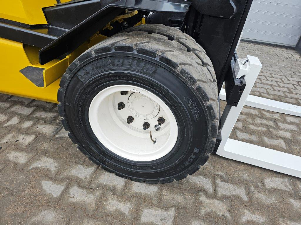 Yale GDP40LF - Diesel heftruck: afbeelding 2 Yale GDP40LF - Diesel heftruck: afbeelding 2