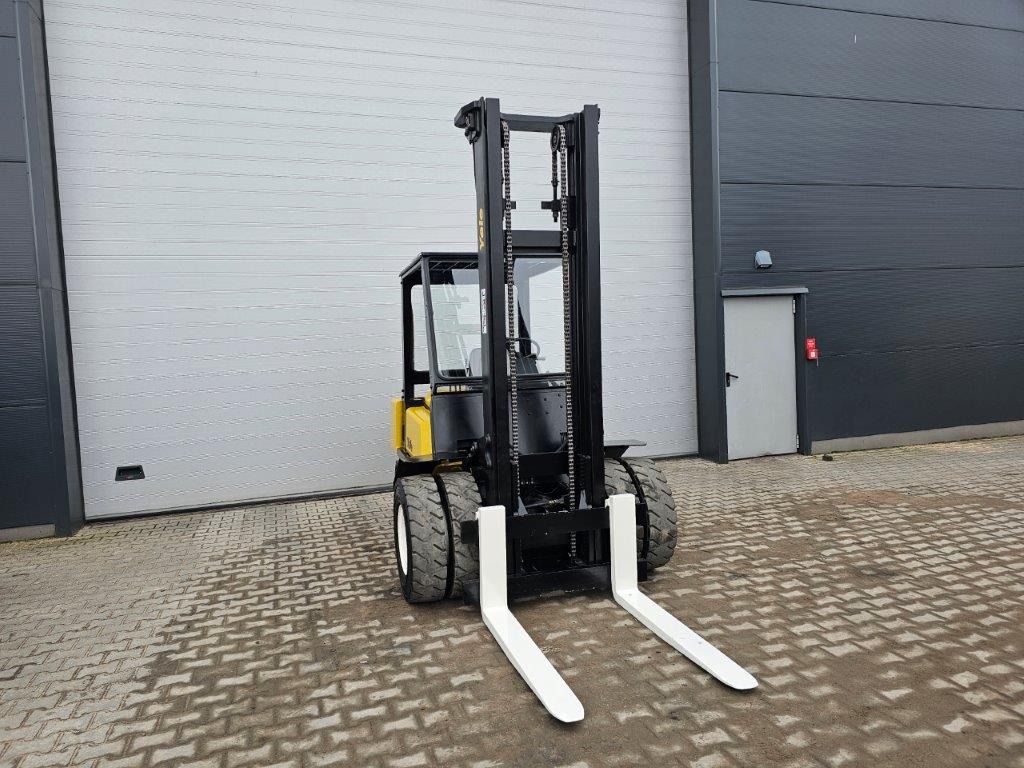 Yale GDP40LF - Diesel heftruck: afbeelding 3 Yale GDP40LF - Diesel heftruck: afbeelding 3