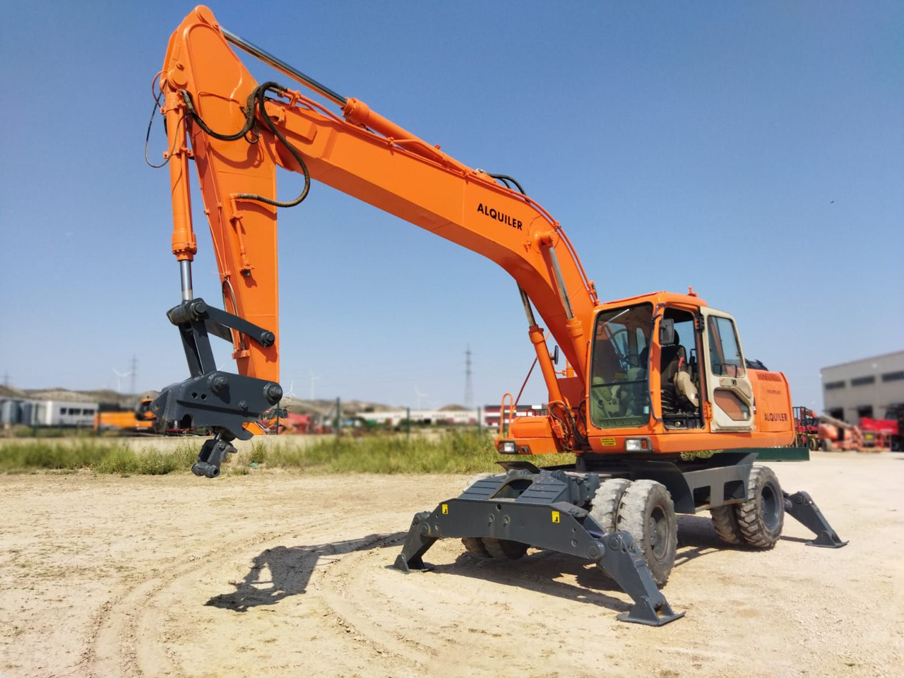 DAEWOO 210 W-V M4E (LOC) - Mobiele graafmachine: afbeelding 1 DAEWOO 210 W-V M4E (LOC) - Mobiele graafmachine: afbeelding 1