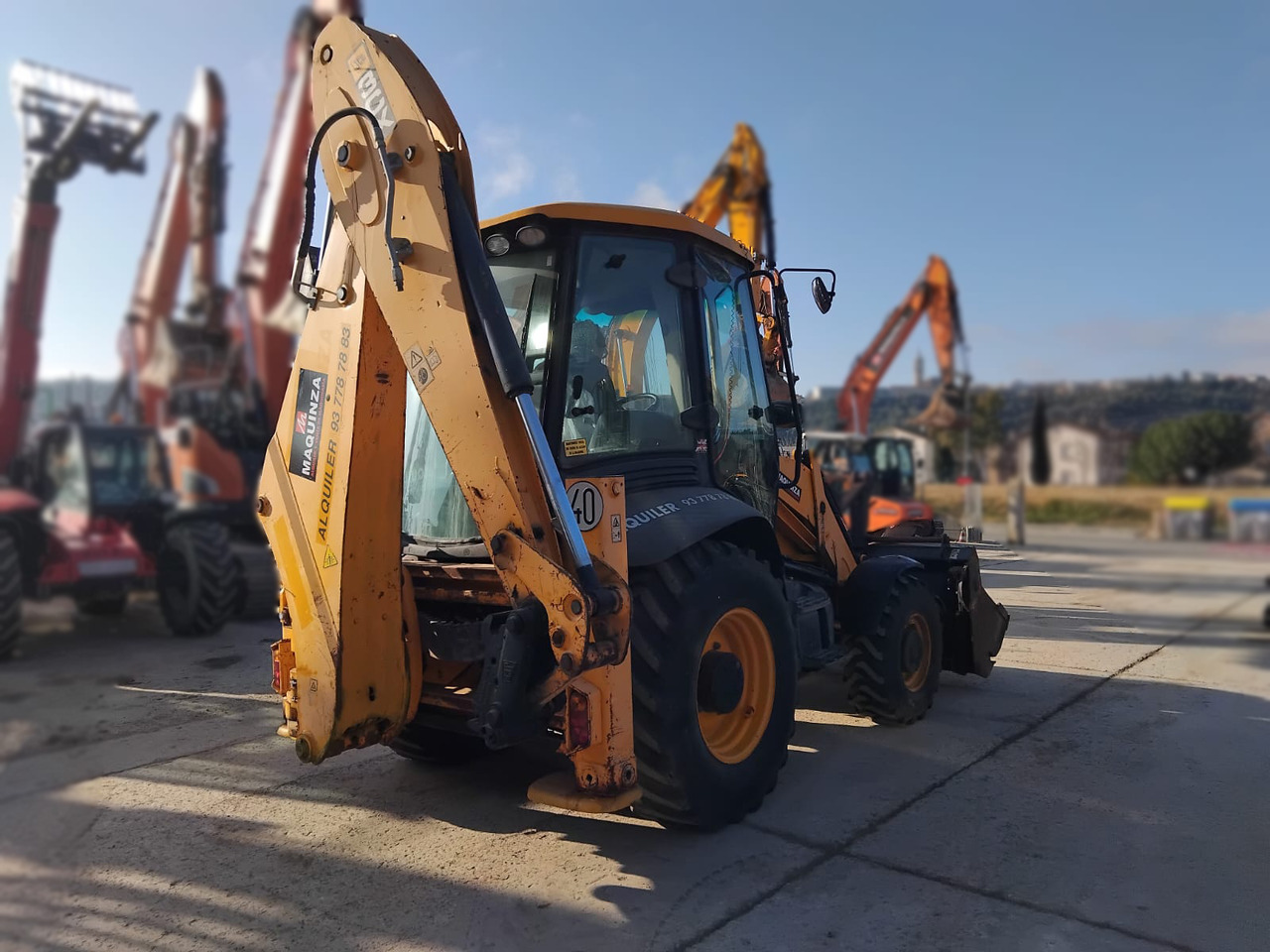 JCB 3CX-4T - Graaflaadmachine: afbeelding 3 JCB 3CX-4T - Graaflaadmachine: afbeelding 3