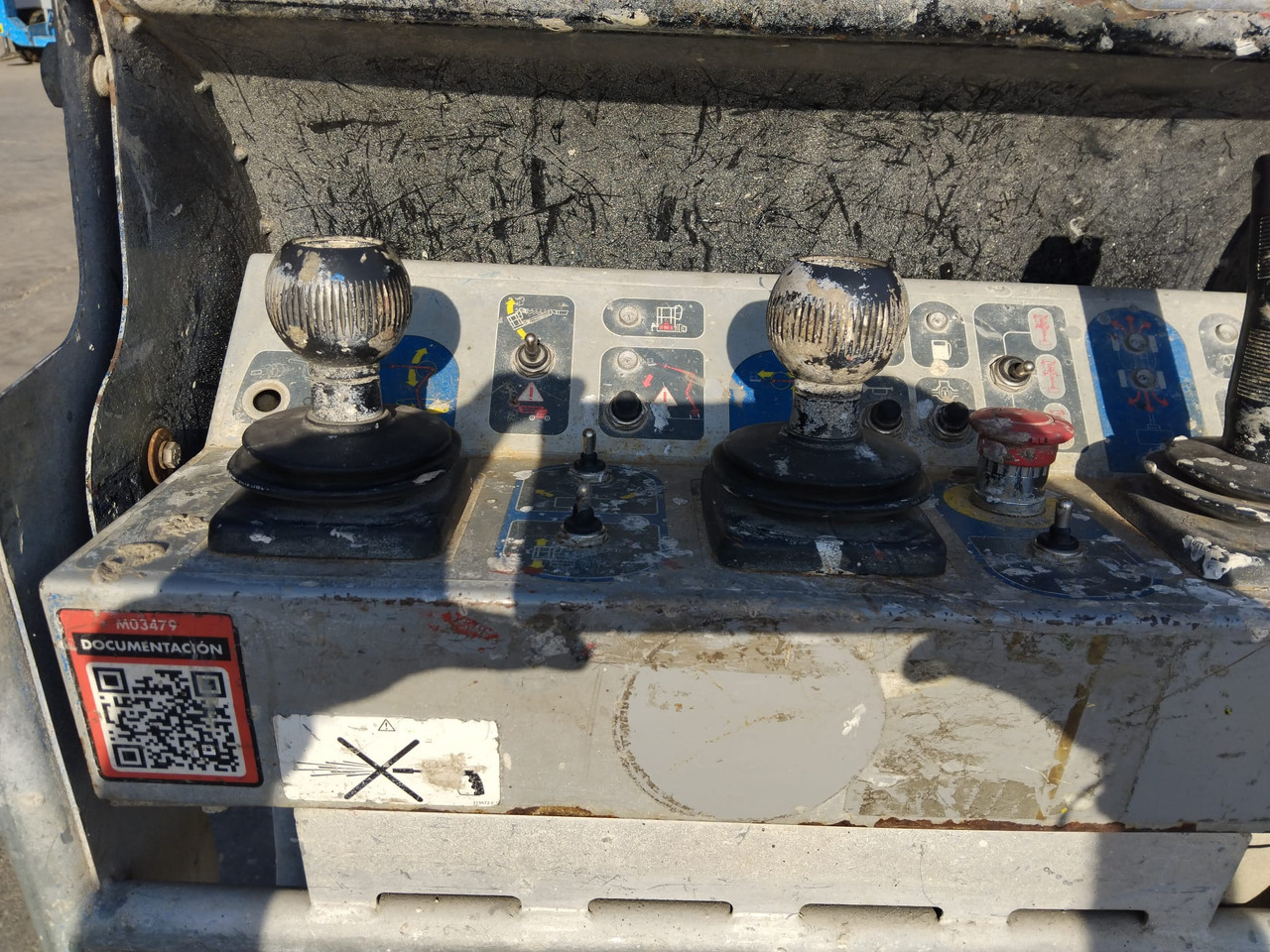 Knikarmhoogwerker MANITOU 200ATJ: afbeelding 10