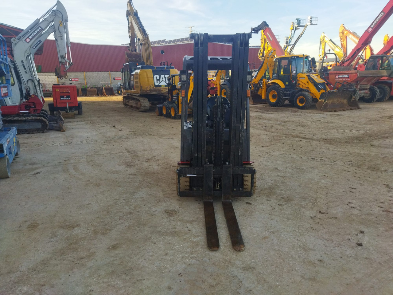 MANITOU ME320 - Elektrische heftruck: afbeelding 2 MANITOU ME320 - Elektrische heftruck: afbeelding 2