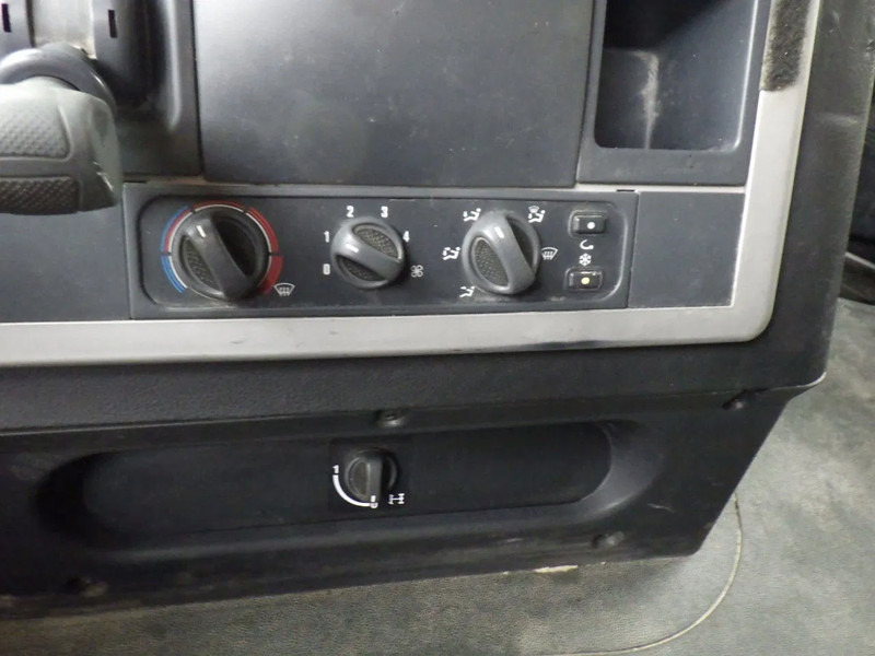 Trekker Iveco Stralis 500 AS 440S50TX/P Stuur/Liftas / Holland Truck: afbeelding 11 Trekker Iveco Stralis 500 AS 440S50TX/P Stuur/Liftas / Holland Truck: afbeelding 11