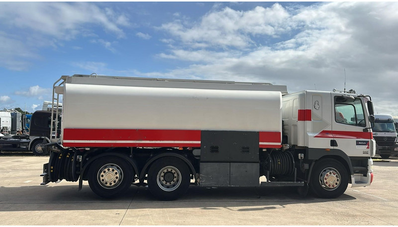 DAF CF 85.430 (20270 LITERS / EURO 3 / TOP CONDITION !!! / PARFAIT ETAT / 6X2 / BOITE MANUELLE) - Tankwagen: afbeelding 4 DAF CF 85.430 (20270 LITERS / EURO 3 / TOP CONDITION !!! / PARFAIT ETAT / 6X2 / BOITE MANUELLE) - Tankwagen: afbeelding 4