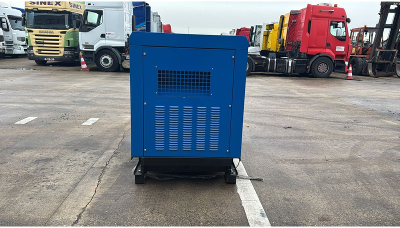 Diesel Generator Set WP41R (41 KVA/ 400V / 1500 RPM / 3 PHASE / 54 A / 50 HZ) - Industrie generator: afbeelding 2 Diesel Generator Set WP41R (41 KVA/ 400V / 1500 RPM / 3 PHASE / 54 A / 50 HZ) - Industrie generator: afbeelding 2