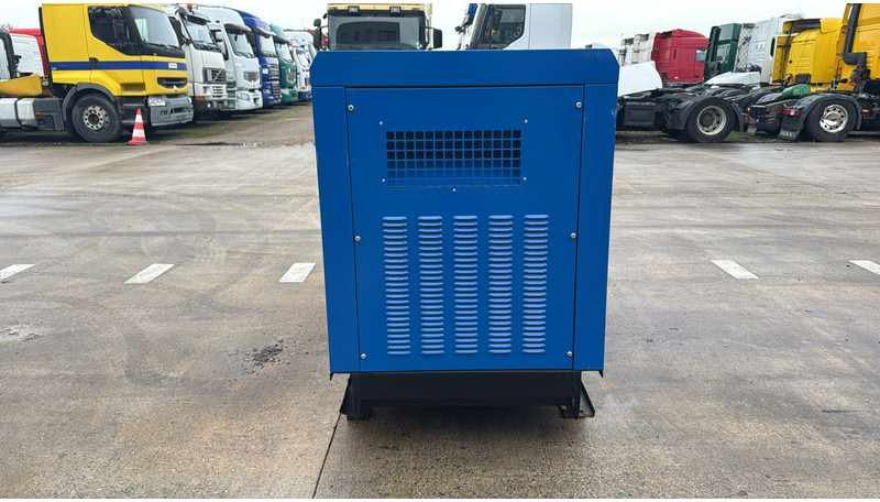 Diesel Generator Set WP55R (NEW!!! / 55 KVA/ 400V / 1500 RPM / 3 PHASE / 72 A / 50 HZ) - Industrie generator: afbeelding 2 Diesel Generator Set WP55R (NEW!!! / 55 KVA/ 400V / 1500 RPM / 3 PHASE / 72 A / 50 HZ) - Industrie generator: afbeelding 2