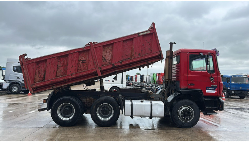 MAN 26.403 (STEEL SUSPENSION / VERY CLEAN / 6 CYLINDER / BIG AXLE / EURO 2) - Kipper vrachtwagen: afbeelding 5 MAN 26.403 (STEEL SUSPENSION / VERY CLEAN / 6 CYLINDER / BIG AXLE / EURO 2) - Kipper vrachtwagen: afbeelding 5