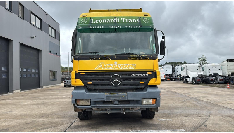 Mercedes-Benz ACTROS 2640 (EPS / LAMES / GRAND PONT / 6X4 / 3 PEDALES) - Kipper vrachtwagen: afbeelding 2 Mercedes-Benz ACTROS 2640 (EPS / LAMES / GRAND PONT / 6X4 / 3 PEDALES) - Kipper vrachtwagen: afbeelding 2