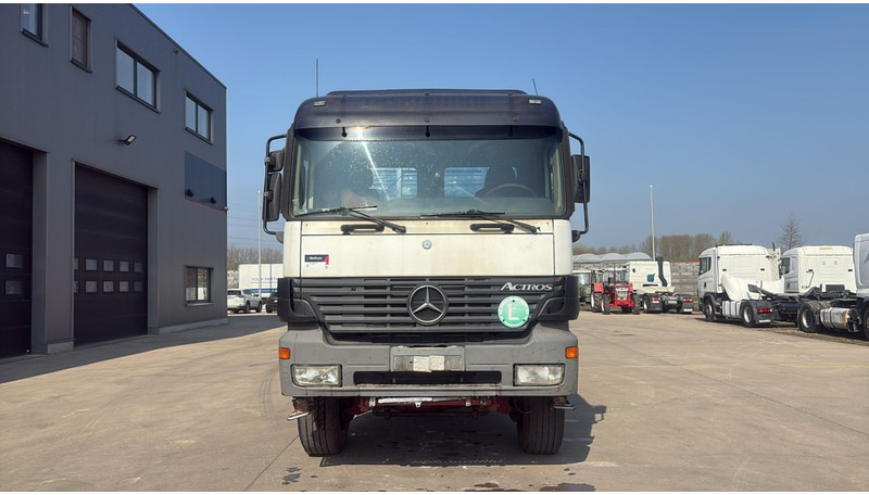 Mercedes-Benz Actros 1843 (4X4 / EPS / GRAND PONT / LAMES / V6 / 2 PONTS) - Kipper vrachtwagen: afbeelding 3 Mercedes-Benz Actros 1843 (4X4 / EPS / GRAND PONT / LAMES / V6 / 2 PONTS) - Kipper vrachtwagen: afbeelding 3