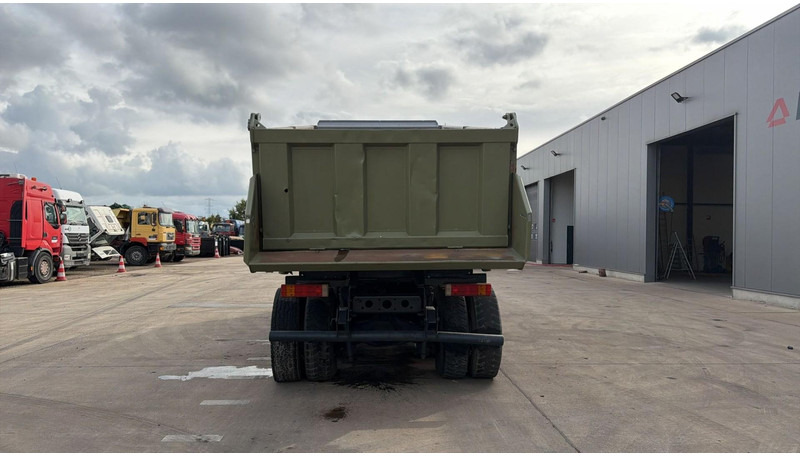 Mercedes-Benz Actros 3235 (EPS / LAMES / GRAND PONT / STEEL SUSP. / 3 PEDALES / MP1) - Kipper vrachtwagen: afbeelding 5 Mercedes-Benz Actros 3235 (EPS / LAMES / GRAND PONT / STEEL SUSP. / 3 PEDALES / MP1) - Kipper vrachtwagen: afbeelding 5