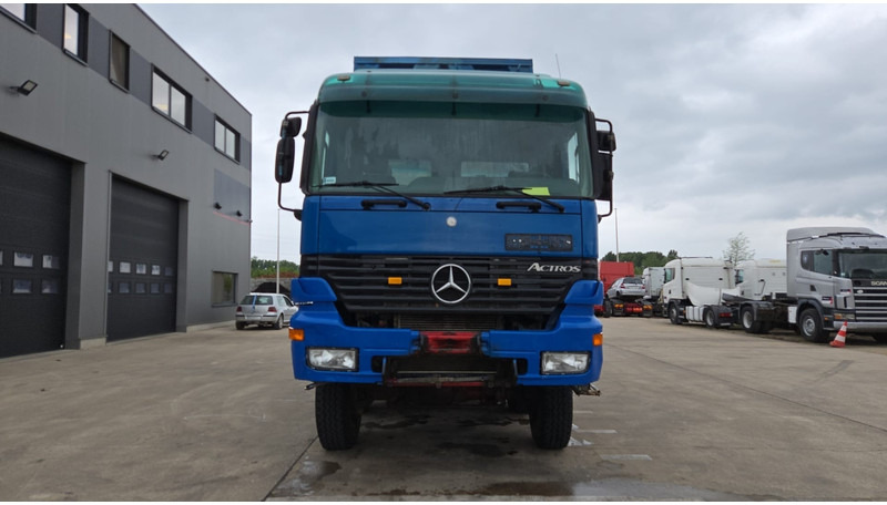Mercedes-Benz Actros 4143 (EPS / 8X6 / LAMES / GRAND PONT / V6 / 3 PEDALES / MP1) - Kipper vrachtwagen: afbeelding 2 Mercedes-Benz Actros 4143 (EPS / 8X6 / LAMES / GRAND PONT / V6 / 3 PEDALES / MP1) - Kipper vrachtwagen: afbeelding 2