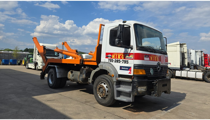 Mercedes-Benz Atego 1823 (BIG AXLE / STEEL SUSP. / LAMES / BOITE MANUELLE / MANUAL GETRIEBE) - Containertransporter/ Wissellaadbak vrachtwagen: afbeelding 3 Mercedes-Benz Atego 1823 (BIG AXLE / STEEL SUSP. / LAMES / BOITE MANUELLE / MANUAL GETRIEBE) - Containertransporter/ Wissellaadbak vrachtwagen: afbeelding 3