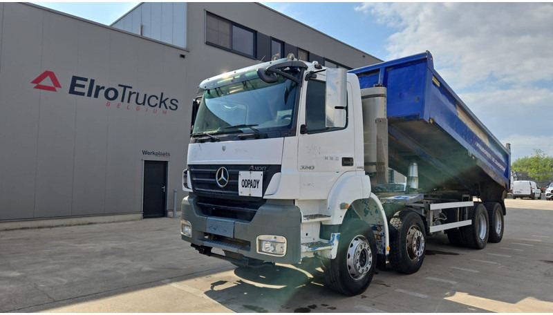 Mercedes-Benz Axor 3243 (BOITE MANUELLE / MANUAL GEARBOX / LAMES / 8X4 / MANUAL GETRIEBE) - Kipper vrachtwagen: afbeelding 1 Mercedes-Benz Axor 3243 (BOITE MANUELLE / MANUAL GEARBOX / LAMES / 8X4 / MANUAL GETRIEBE) - Kipper vrachtwagen: afbeelding 1