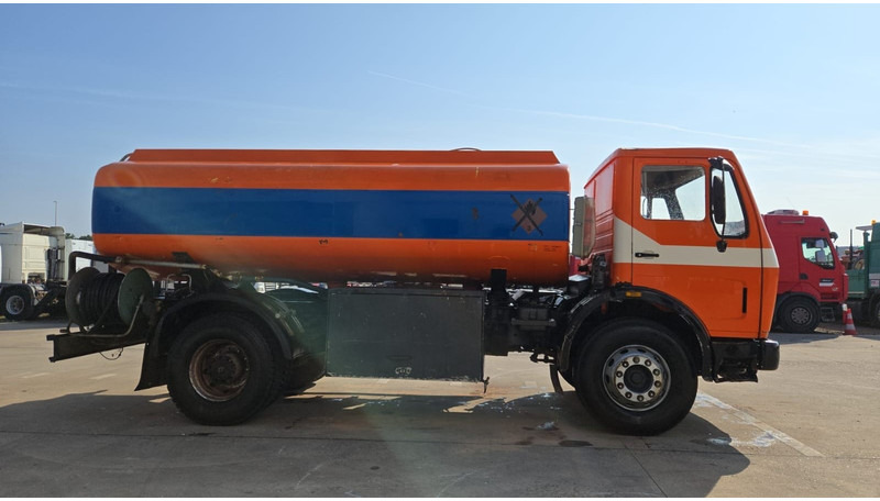 Mercedes-Benz SK 1619 (12.400L / GERMAN TRUCK / CAMION ALLEMAGNE / LAMES / GRAND PONT / V6) - Tankwagen: afbeelding 4 Mercedes-Benz SK 1619 (12.400L / GERMAN TRUCK / CAMION ALLEMAGNE / LAMES / GRAND PONT / V6) - Tankwagen: afbeelding 4