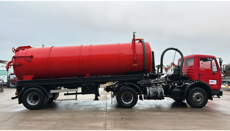 Mercedes-Benz SK 1628 (HYDROCUREUR / VACUUM / LAMES / TRES PROPRE / V8) - Vacuümwagen: afbeelding 4 Mercedes-Benz SK 1628 (HYDROCUREUR / VACUUM / LAMES / TRES PROPRE / V8) - Vacuümwagen: afbeelding 4