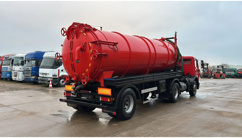 Mercedes-Benz SK 1628 (HYDROCUREUR / VACUUM / LAMES / TRES PROPRE / V8) - Vacuümwagen: afbeelding 5 Mercedes-Benz SK 1628 (HYDROCUREUR / VACUUM / LAMES / TRES PROPRE / V8) - Vacuümwagen: afbeelding 5