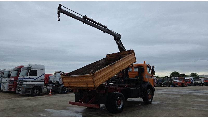 Mercedes-Benz SK 1735 (V8 2X TURBO / 4X4 / PARFAIT ETAT !!!! / GRUE / LAMES / GRAND PONT / TOP CONDITION !!!) - Kipper vrachtwagen, Kraanwagen: afbeelding 5 Mercedes-Benz SK 1735 (V8 2X TURBO / 4X4 / PARFAIT ETAT !!!! / GRUE / LAMES / GRAND PONT / TOP CONDITION !!!) - Kipper vrachtwagen, Kraanwagen: afbeelding 5