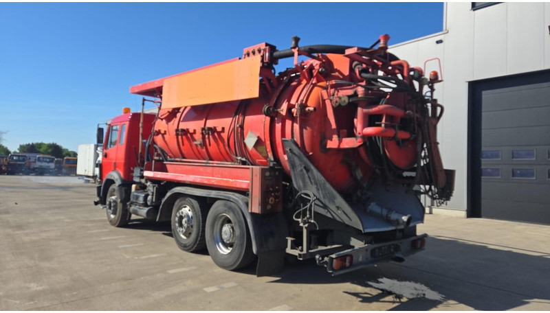 Vacuümwagen Mercedes-Benz SK 2435 (15.000 L / V8 AVEC 2X TURBO / BOITE MANUELLE / TRES BONNE ETAT / GRAND PONT): afbeelding 7