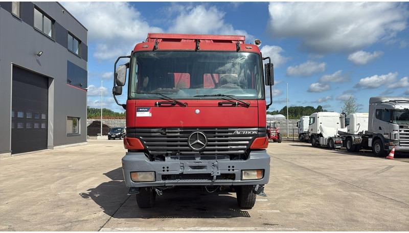 Mercedes-Benz actros 4140 (EPS / 8X6 / LAMES / GRAND PONT / GRAND BENNE / 3 PONTS / TRES BONNE ETAT) - Kipper vrachtwagen: afbeelding 2 Mercedes-Benz actros 4140 (EPS / 8X6 / LAMES / GRAND PONT / GRAND BENNE / 3 PONTS / TRES BONNE ETAT) - Kipper vrachtwagen: afbeelding 2
