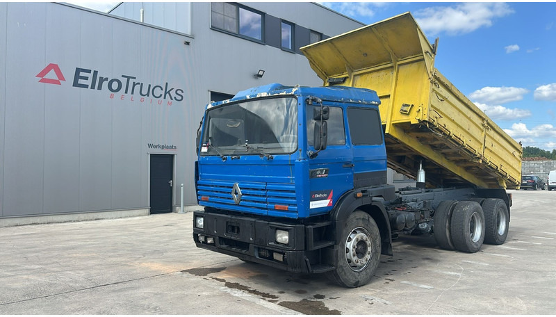 Renault G 330 Manager (GRAND PONT / LAMES / POMPE MANUELLE / MANUAL PUMP) - Kipper vrachtwagen: afbeelding 1 Renault G 330 Manager (GRAND PONT / LAMES / POMPE MANUELLE / MANUAL PUMP) - Kipper vrachtwagen: afbeelding 1