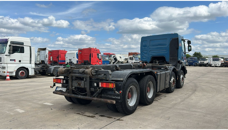 Renault KERAX 420 (8X4 / GRAND PONT / LAMES / BOITE MANUELLE / BONNE ETAT) - Chassis vrachtwagen: afbeelding 5 Renault KERAX 420 (8X4 / GRAND PONT / LAMES / BOITE MANUELLE / BONNE ETAT) - Chassis vrachtwagen: afbeelding 5