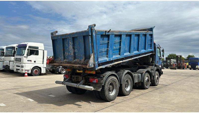 Renault KERAX 420 (BOITE MANUELLE / MANUAL GEARBOX / LAMES / GRAND PONT / GRAND BENNE) - Kipper vrachtwagen: afbeelding 4 Renault KERAX 420 (BOITE MANUELLE / MANUAL GEARBOX / LAMES / GRAND PONT / GRAND BENNE) - Kipper vrachtwagen: afbeelding 4