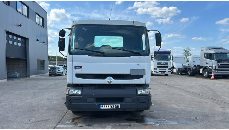 Renault PREMIUM 260 (CAMION FRANCAIS / LAMES / STEEL SUSP. / BOITE MANUELLE / POMPE MANUELLE) - Chassis vrachtwagen: afbeelding 2 Renault PREMIUM 260 (CAMION FRANCAIS / LAMES / STEEL SUSP. / BOITE MANUELLE / POMPE MANUELLE) - Chassis vrachtwagen: afbeelding 2