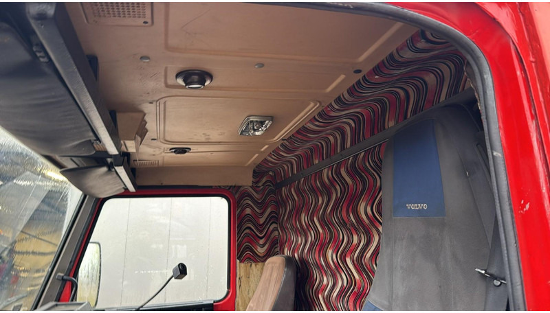 Chassis vrachtwagen Scania 82 - 210 (LAMES / STEEL SUSP. / POMPE MANUELLE / MANUAL PUMP): afbeelding 16