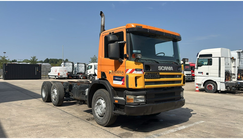 Scania 94 G (MANUAL PUMP / POMPE MANUELLE / BOITE MANUELLE / MANUAL GEARBOX) - Chassis vrachtwagen: afbeelding 2 Scania 94 G (MANUAL PUMP / POMPE MANUELLE / BOITE MANUELLE / MANUAL GEARBOX) - Chassis vrachtwagen: afbeelding 2