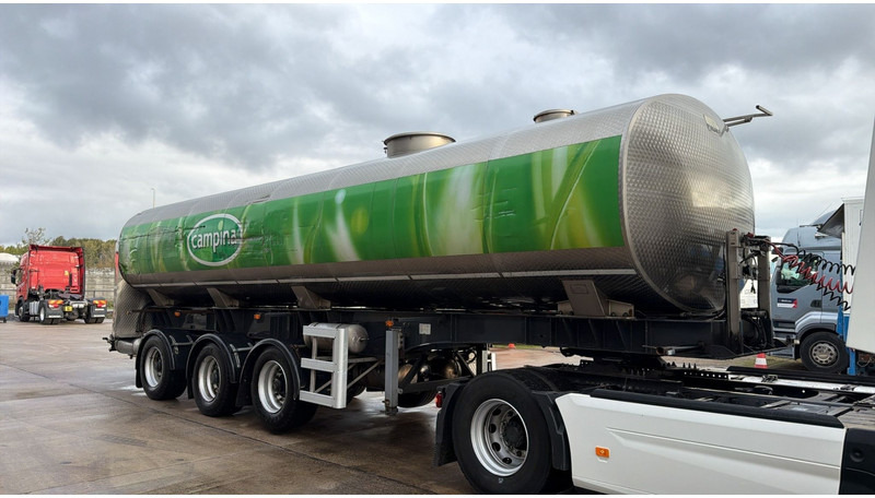 TURBO'S HOET OC/3AT/39 (29500 LITER / MILK / MILCHE / LAIT / WATER / 2X STEERING AXLE / 2X LENKASCHEN) - Tankoplegger: afbeelding 2 TURBO'S HOET OC/3AT/39 (29500 LITER / MILK / MILCHE / LAIT / WATER / 2X STEERING AXLE / 2X LENKASCHEN) - Tankoplegger: afbeelding 2