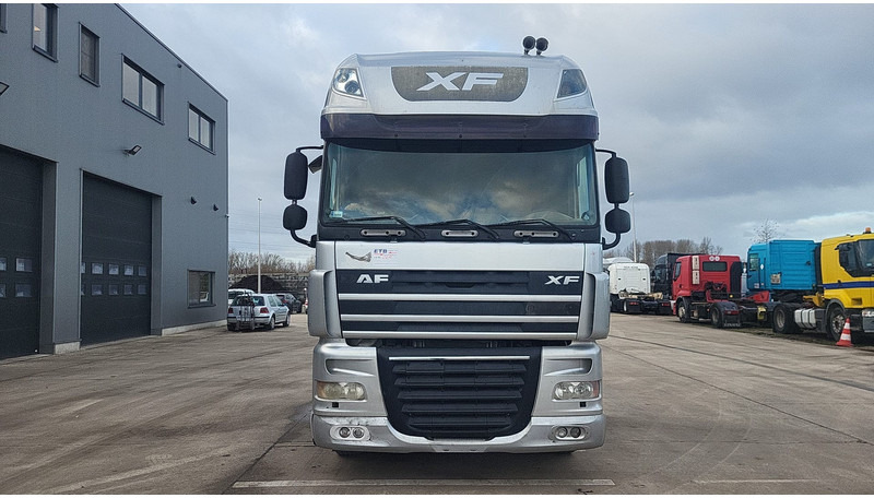 DAF 105 XF 460 (BOITE MANUELLE / MANUAL GEARBOX) - Trekker: afbeelding 2 DAF 105 XF 460 (BOITE MANUELLE / MANUAL GEARBOX) - Trekker: afbeelding 2