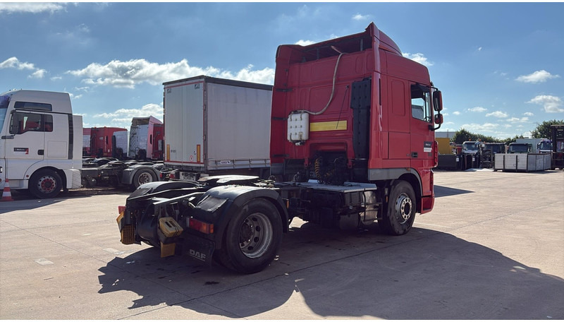 DAF 105 XF 460 (BOITE MANUELLE / MANUAL GEARBOX) - Trekker: afbeelding 4 DAF 105 XF 460 (BOITE MANUELLE / MANUAL GEARBOX) - Trekker: afbeelding 4