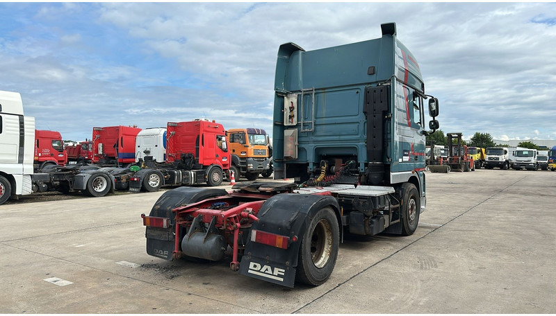 DAF 105 XF 460 (BOITE MANUELLE / MANUAL GEARBOX / RETARDER) - Trekker: afbeelding 4 DAF 105 XF 460 (BOITE MANUELLE / MANUAL GEARBOX / RETARDER) - Trekker: afbeelding 4