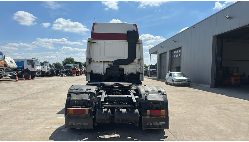 DAF 85 CF 340 (MANUAL GEARBOX / EURO 2 / BOITE MANUELLE) - Trekker: afbeelding 4 DAF 85 CF 340 (MANUAL GEARBOX / EURO 2 / BOITE MANUELLE) - Trekker: afbeelding 4